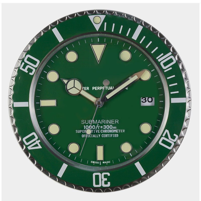 AuroraTime stille Wohnzimmer-Wanduhr mit leuchtenden Zeigern