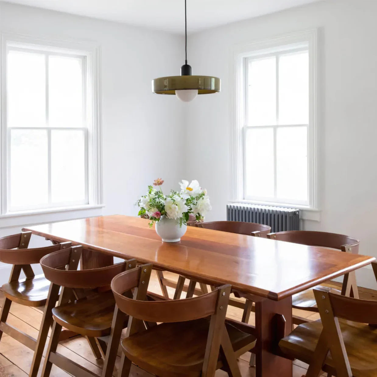AuroraLume Retro Nordic Glass Pendant Lamp With Soft Ambient Lighting