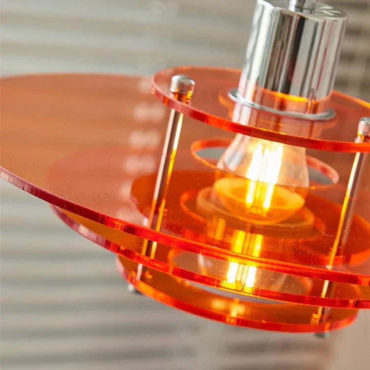 Luminara UFO akrylové závěsné svítidlo s moderní elegancí
