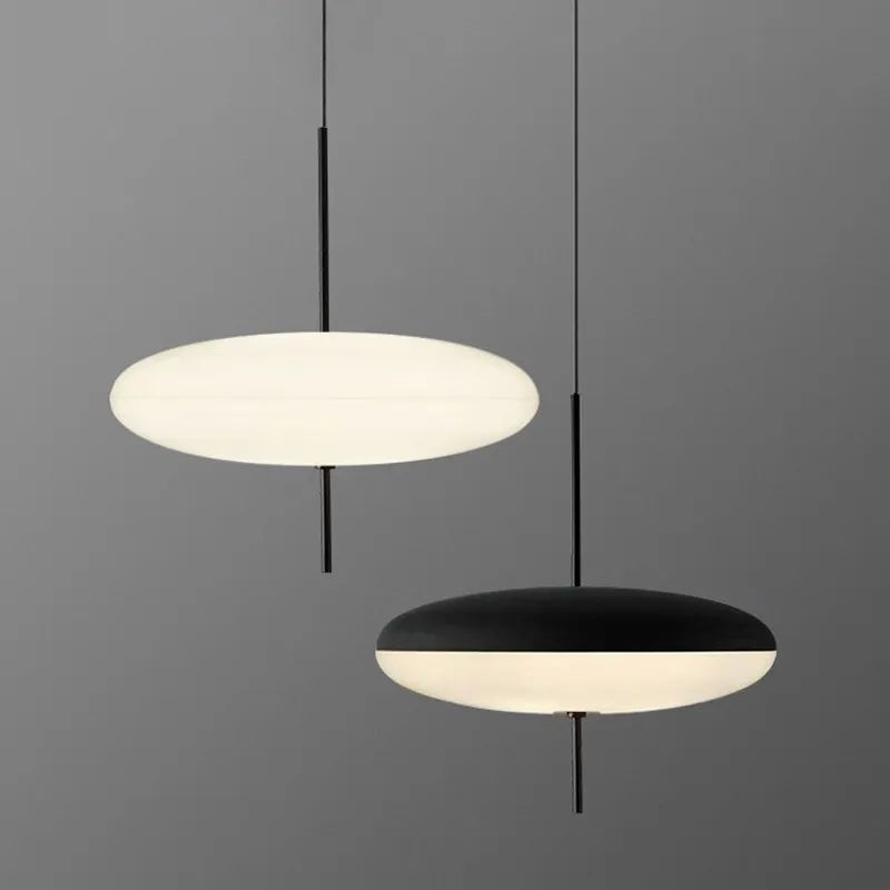 Quellara lampa létající talíř pro moderní obývací pokoje a současné interiéry