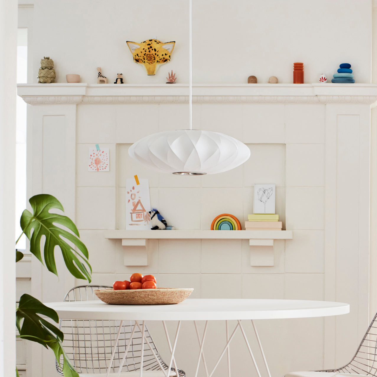 Lyra Wood and Steel Pendant Light with Modern Elegance