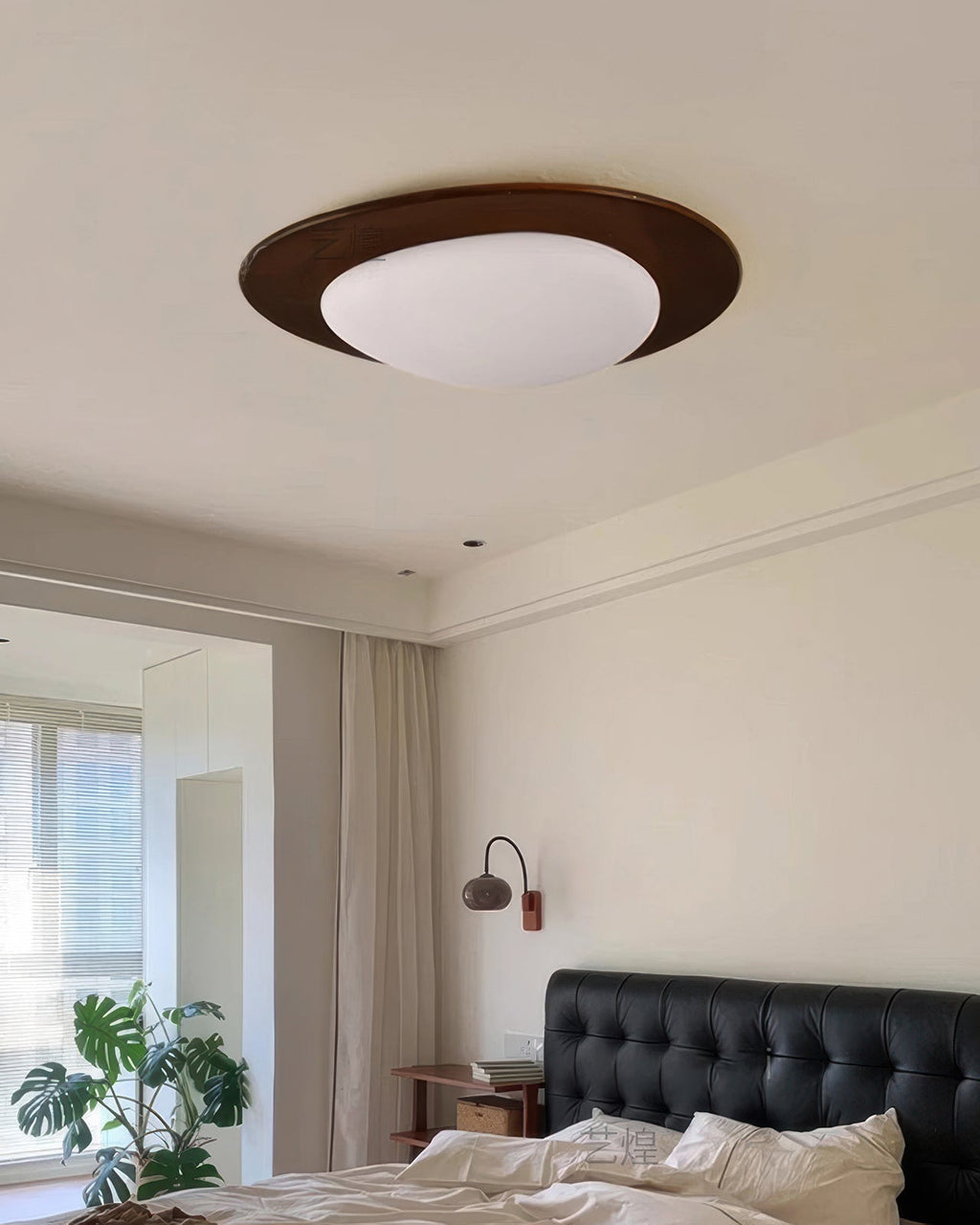Nyra Nordic LED-Deckenleuchte mit Kieselholzmaserung für skandinavische Innenräume