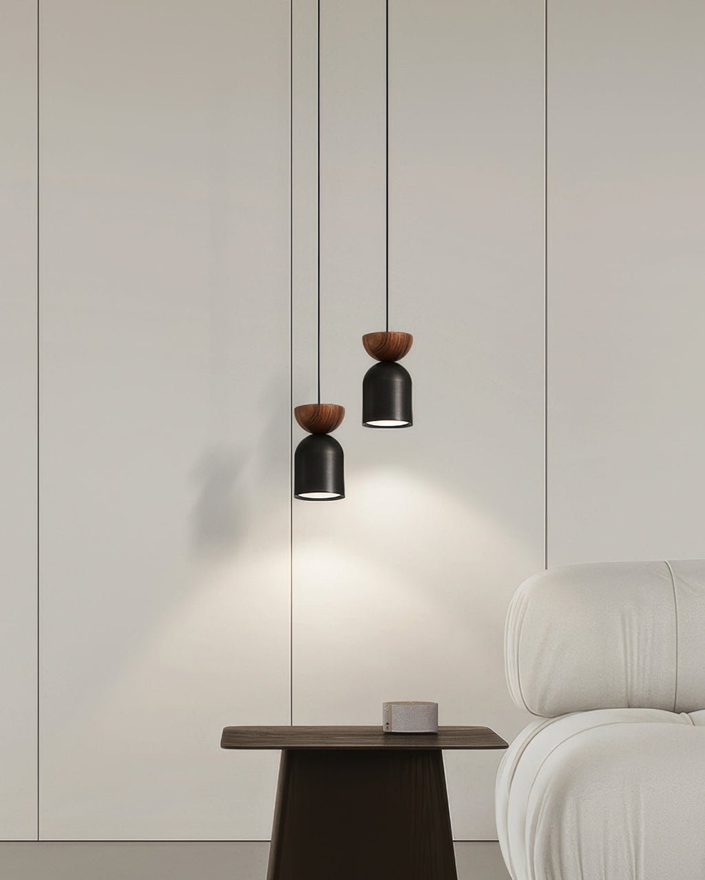 Marinor walnoot- en messing hanglamp in vliegende schotelvorm met mid-century modern silhouet