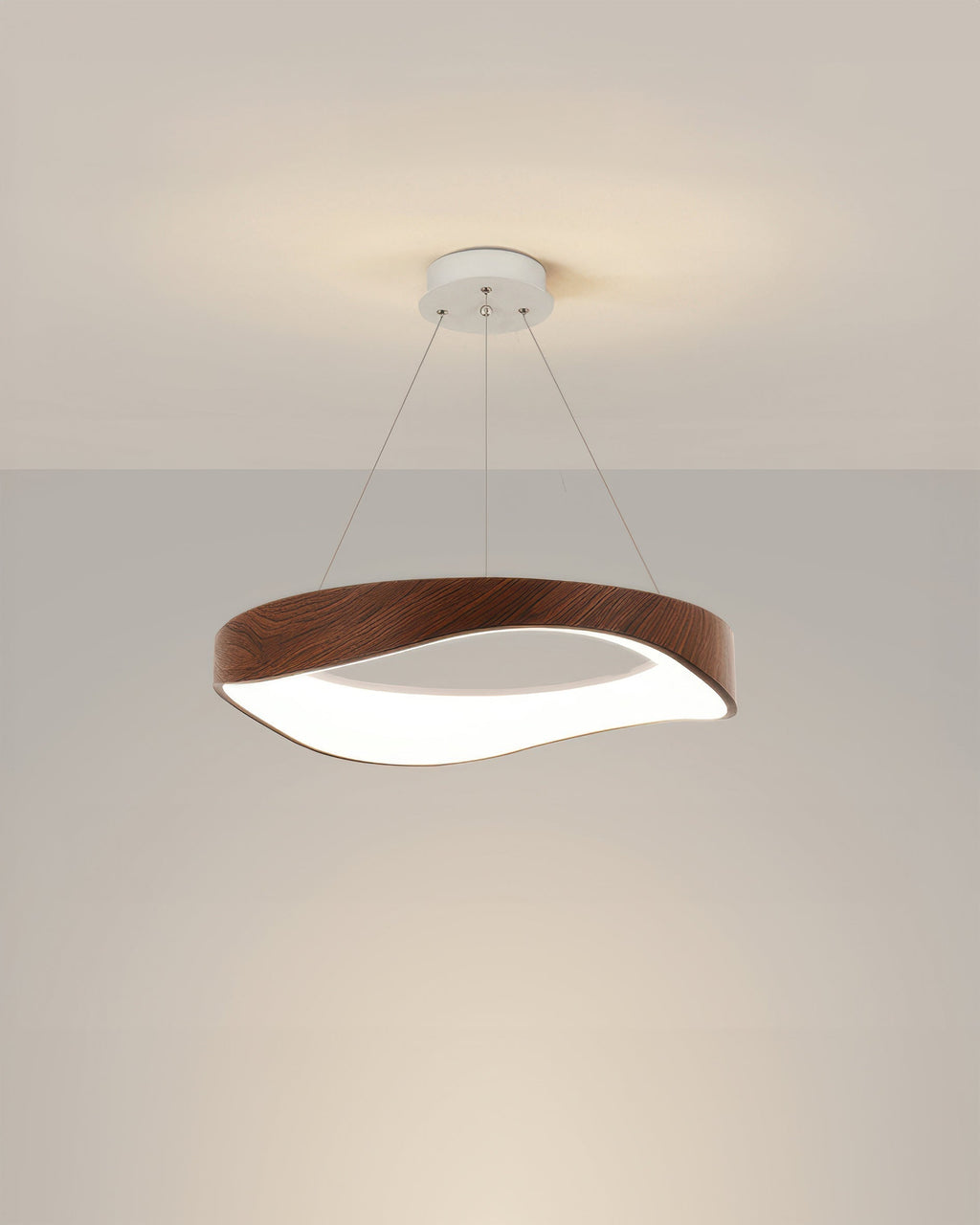 لوستر حلقه‌ای LED آستراهالو برای دکوراسیون مدرن