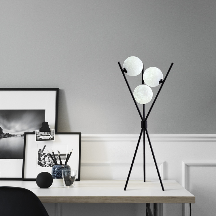 NyraMoon Dual Moon Steh- und Tischlampe