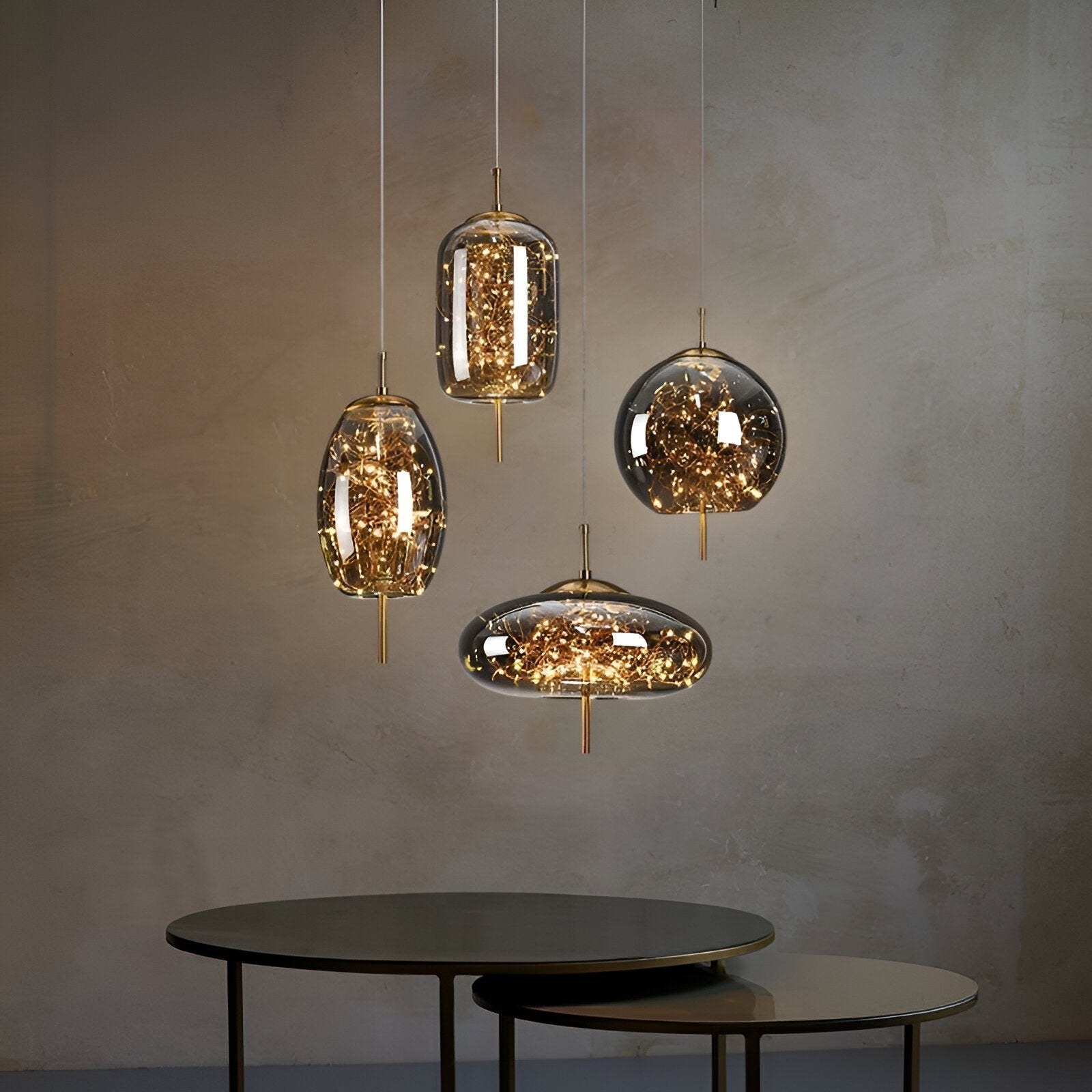 Aurora Nordic Glas-Kugel-Pendelleuchte für den Essbereich