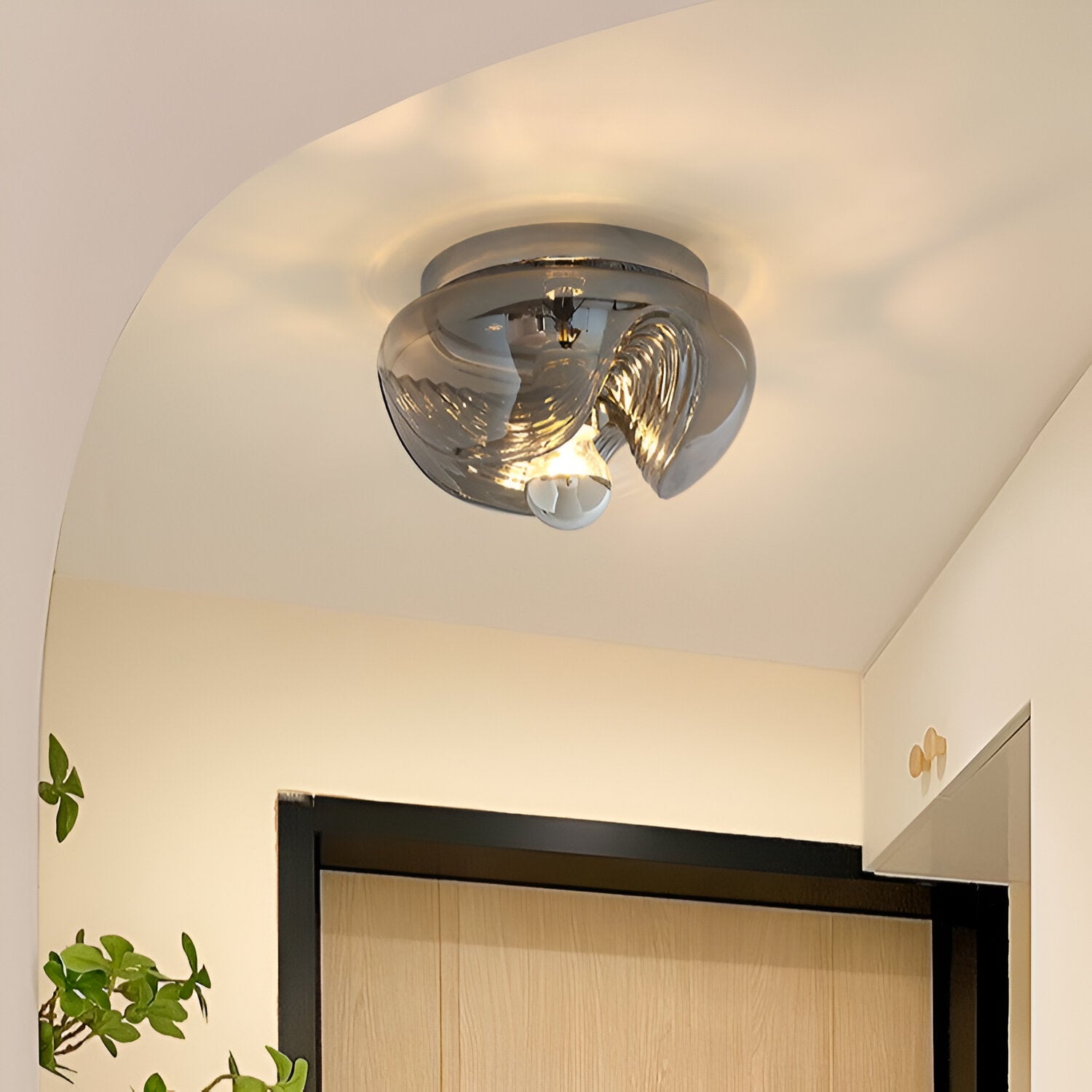 Stropní lampa Caelorn Vintage Bauhaus s francouzským středověkým kouzlem