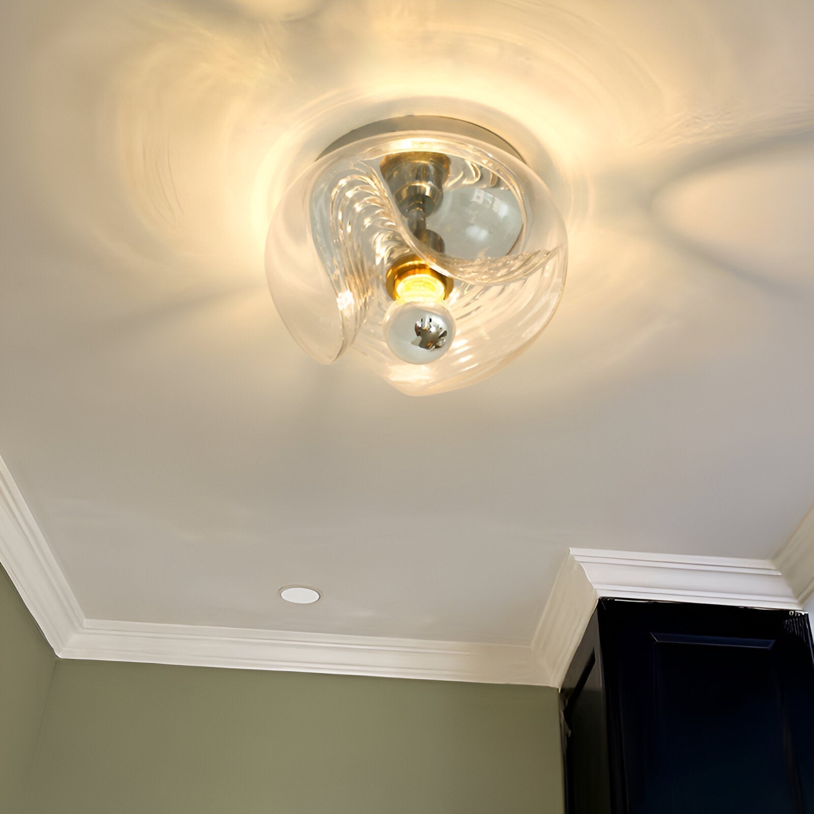 Stropní lampa Caelorn Vintage Bauhaus s francouzským středověkým kouzlem