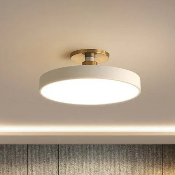 Lumora Rund LED Loftlampe i Nordisk Minimalistisk Stil