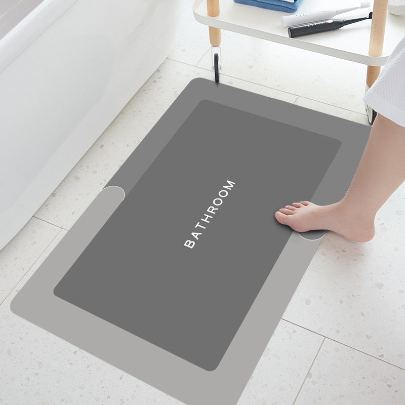 SwiftDry Absorbent Bath Mat for Quick Water Absorption