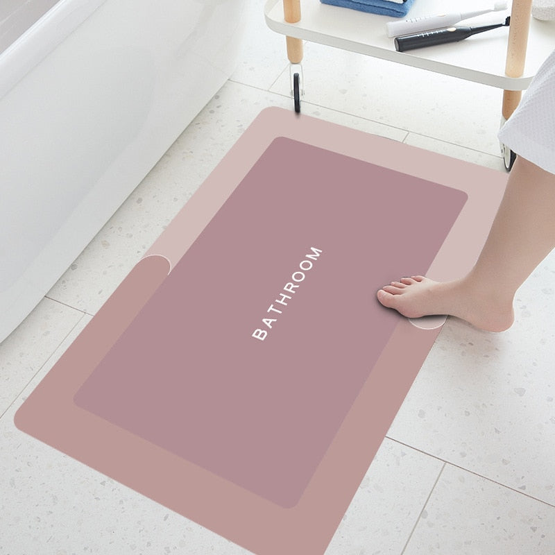 SwiftDry Absorbent Bath Mat for Quick Water Absorption