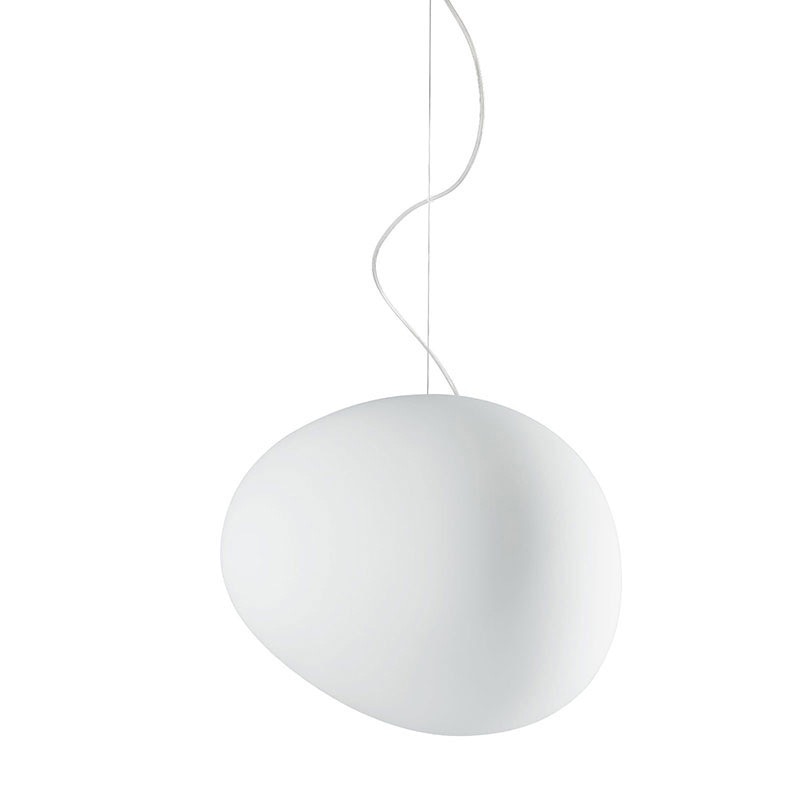 Lampa wisząca Caelia ze szkła dmuchanego ręcznie o organicznych, poetyckich kształtach