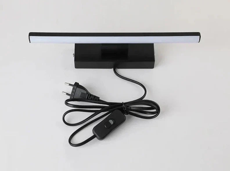 LumaNord LED nástěnná lampa s nastavitelným ramenem a vestavěnou zástrčkou