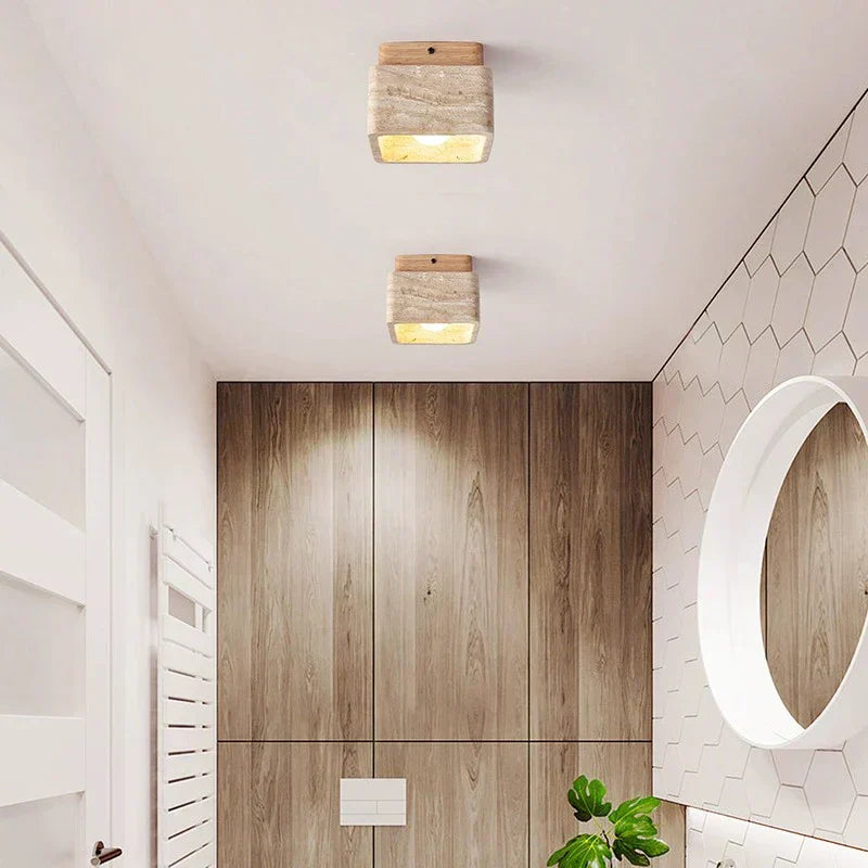 Kirrea čtvercová stropní lampa s LED osvětlením, vzhled dřeva a travertinu