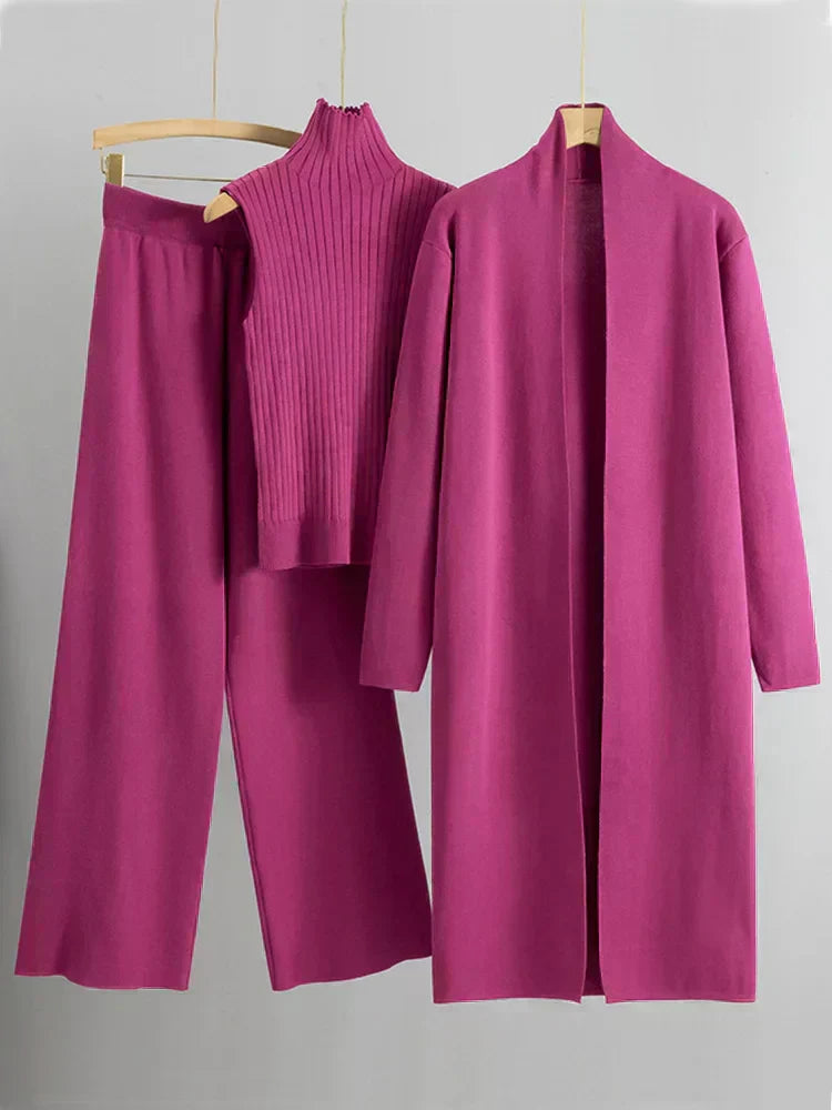 Gezellige gebreide 3-delige set met coltrui, gilet en vest van Lurelle