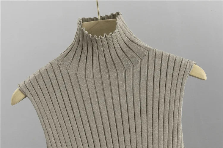 Gezellige gebreide 3-delige set met coltrui, gilet en vest van Lurelle