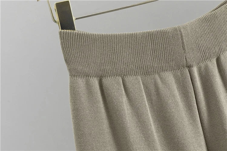 Gezellige gebreide 3-delige set met coltrui, gilet en vest van Lurelle