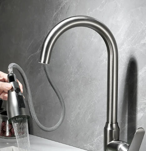 Quellia Kitchen Faucet with Pull-Out Sprayer for Easy Sink Reach