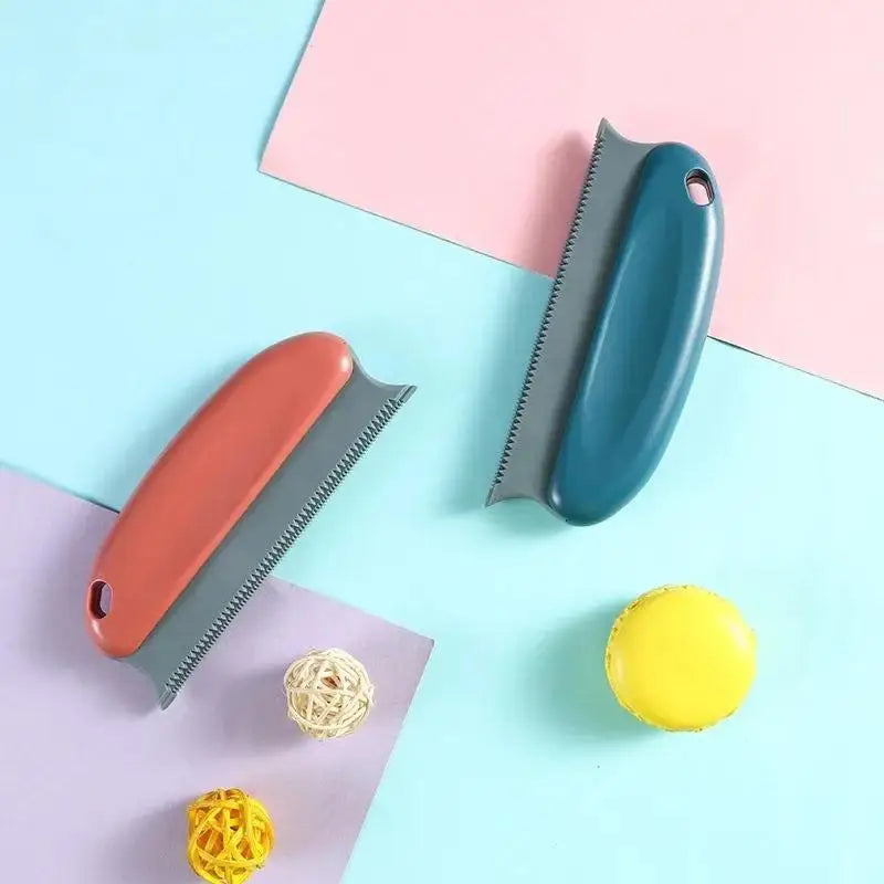 Brosse FurGlide portable pour enlever les poils d’animaux sur canapés, voitures et vêtements
