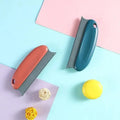 Brosse FurGlide portable pour enlever les poils d’animaux sur canapés, voitures et vêtements