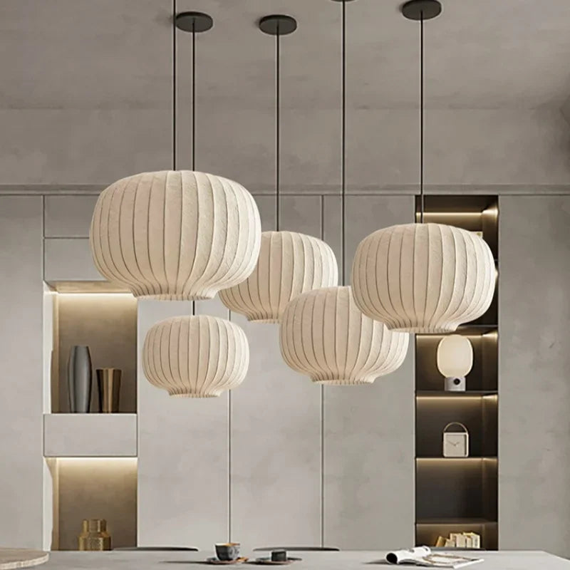 Kirrea | Dansk silke Tatami loftslampe, trappetrinsformet