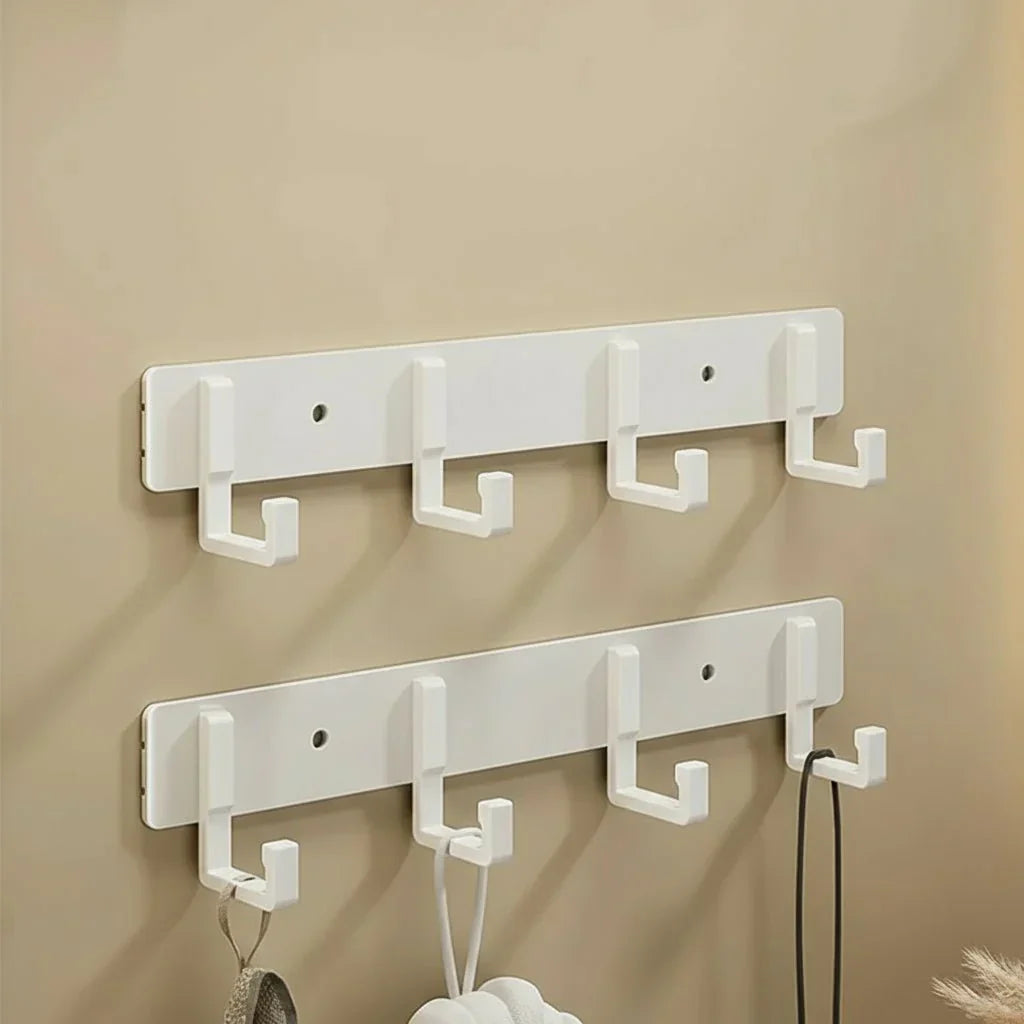 Harborstone pevný nástěnný věšák na kabáty s černými háčky