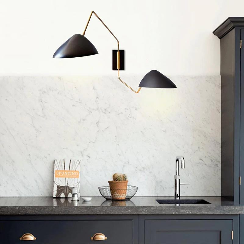 Marcellin vägglampa med två armar och anksnäbb, svängbara armar från Arverne Lighting Retro Mid Century Modern vägglampa