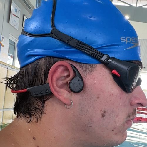Waterproof Earbuds for Swimming and Pool Training Sessions