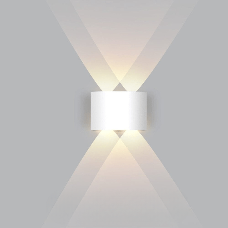 Vandtæt LED udendørs væglampe med aluminiumsramme, elegant og energieffektiv