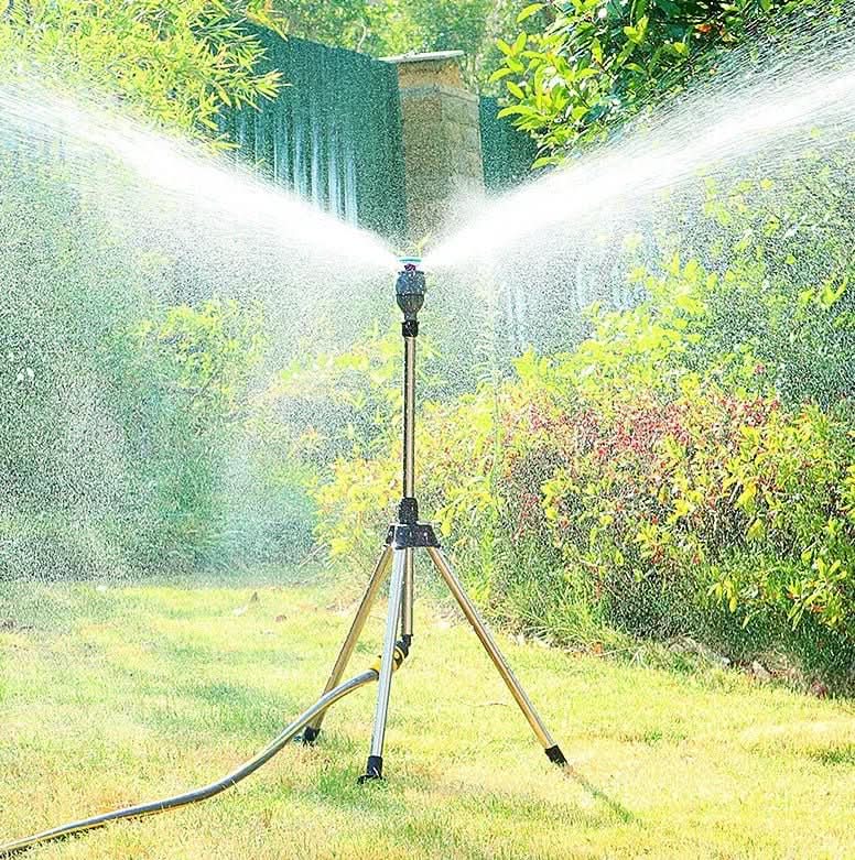 AquaPulse otočný zavlažovač s pokrytím 360 stupňů