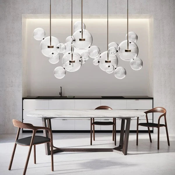 Závěsná lampa AstraHalo Sphere pro moderní interiéry a útulnou atmosféru