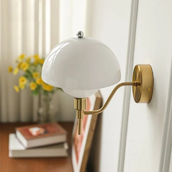 Nástěnné světlo Aurelia Cream Mushroom do chodby s teplým světlem