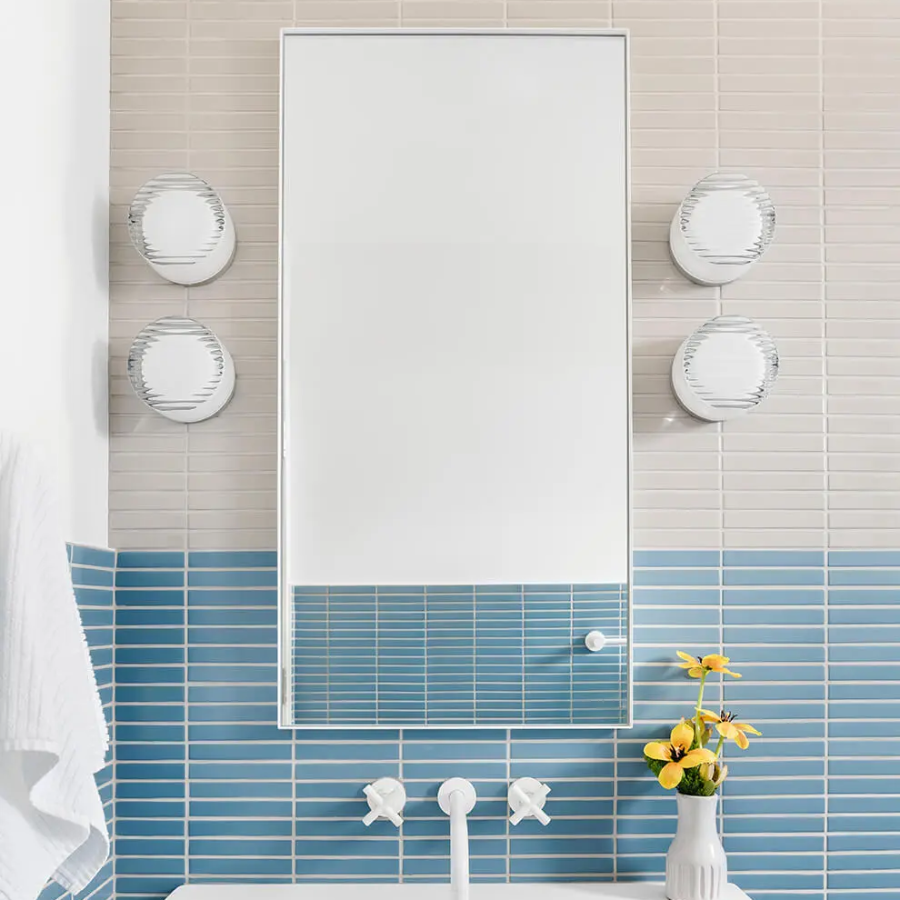 Lampada da parete LED rotonda moderna con diffusore in vetro satinato per uso interno ed esterno