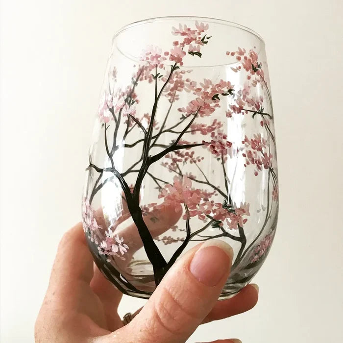 لیوان شراب چهار فصل نقاشی‌شده دستی برای لحظات باشکوه
