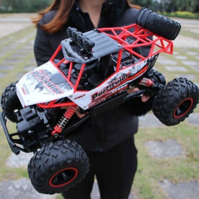 ThunderRidge X4 Robust RC Monster Truck for Any Terrain