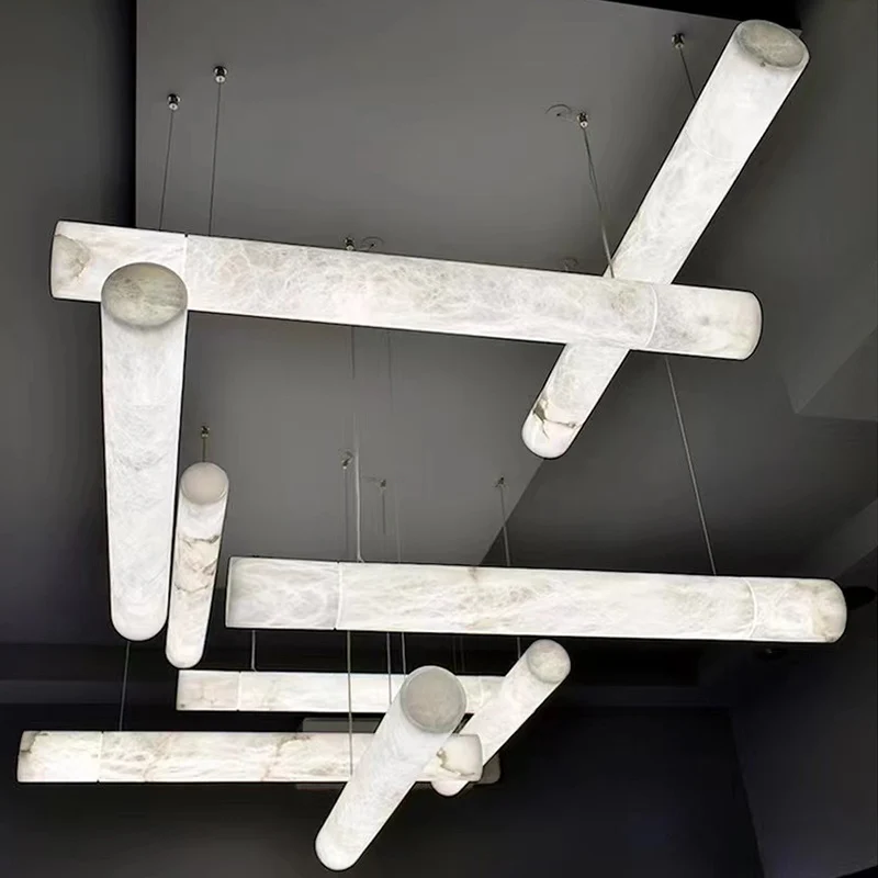 Stropní svítidlo Aurelia Marble pro obývací pokoje a elegantní interiéry