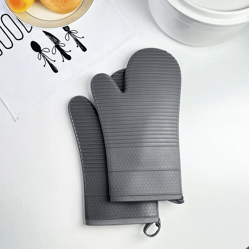 TempGuard Pro Guanti da Forno Antiscivolo in Silicone per Massima Protezione dal Calore