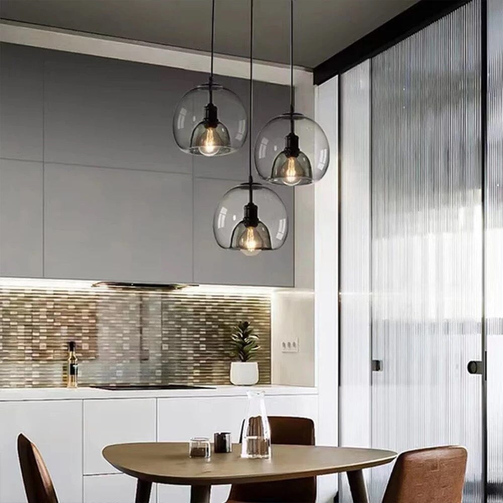Závěsné skleněné lampy Lyris pro moderní kuchyně a koupelny