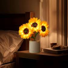 SolFlora Bloom Light Jasna Lampa LED inspirowana słonecznikiem