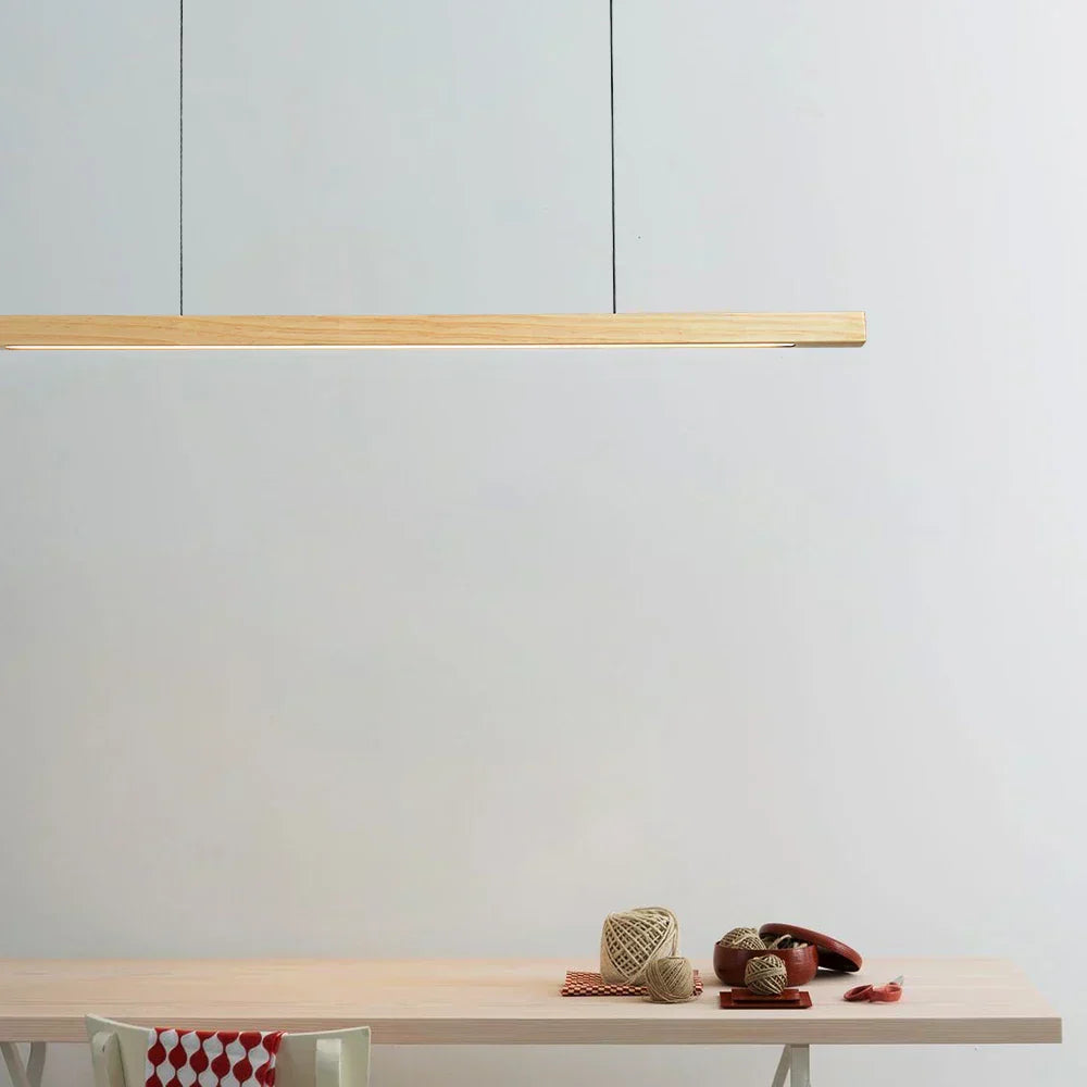 Quorra längliche Holzpendelleuchte für Esstisch