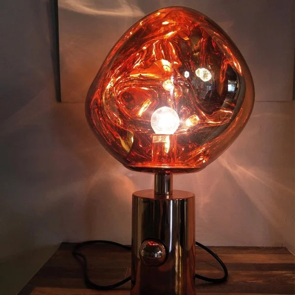 LumaDrift stolní lampa pro moderní ambientní osvětlení kdekoliv