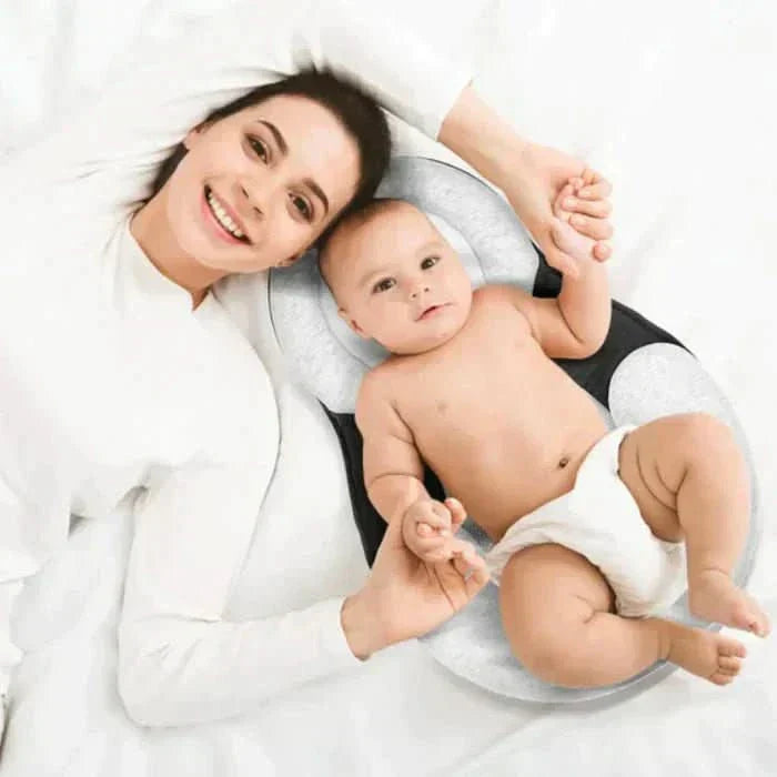 NurtureNest Ergonomisk Babypude til Sikker Søvn og Forebyggelse af Fladt Hoved