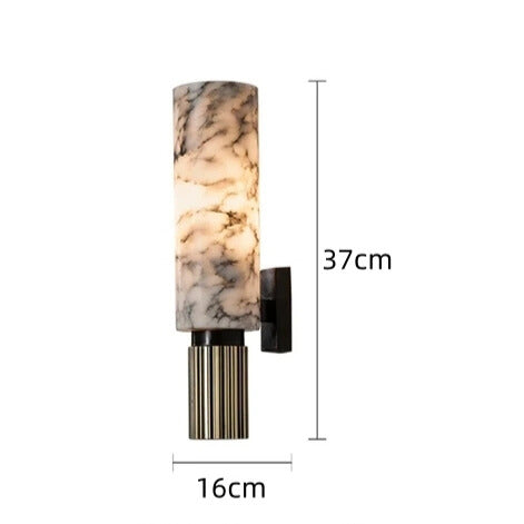 Nástěnné svítidlo Lyra Marble s nadčasovým vzhledem žilkovaného kamene